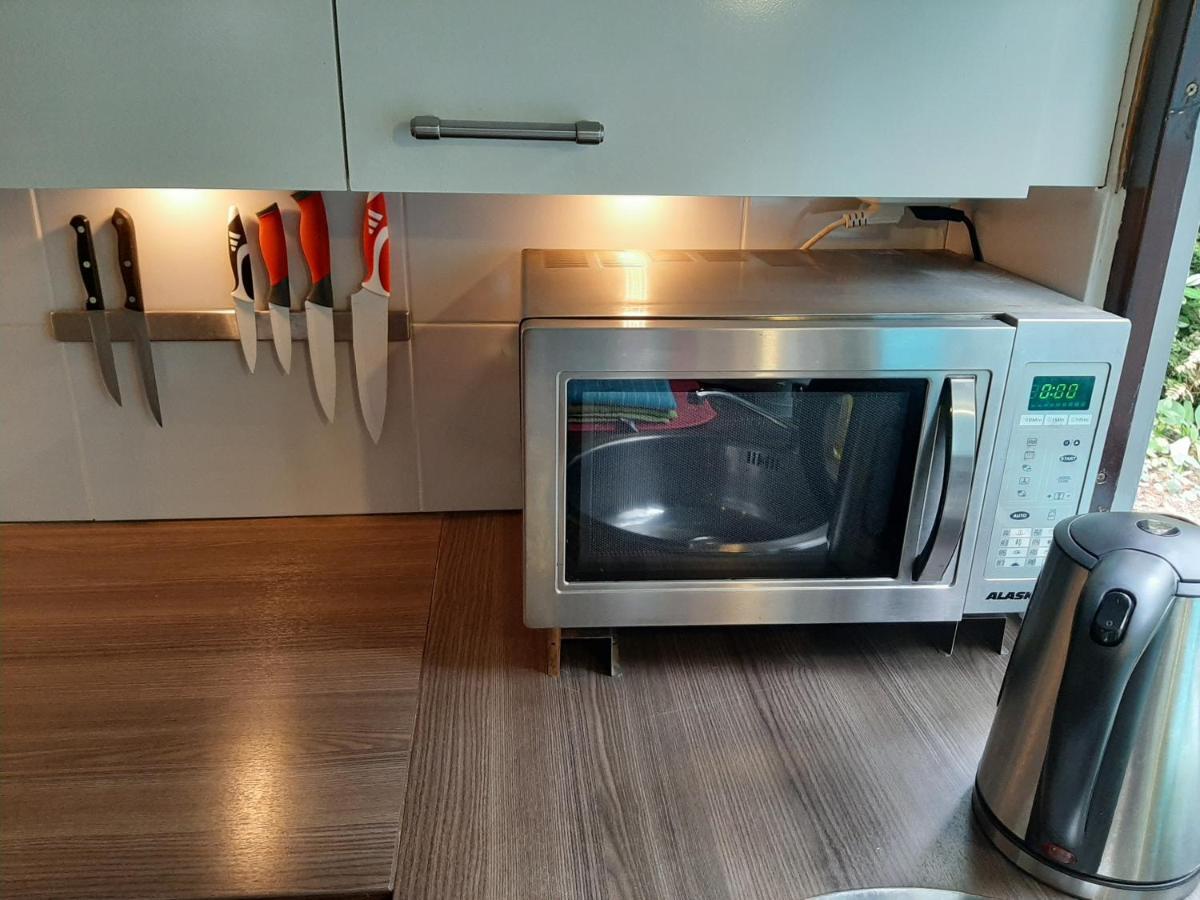 Boshuis Turquoise / Smaakvol Genieten Op De Veluwe Hoenderloo Bagian luar foto